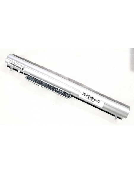HP TPN-Q130 - 4 Cell LA04 HP original Laptop Notebook Battery--MPN: LA04 - Image 2